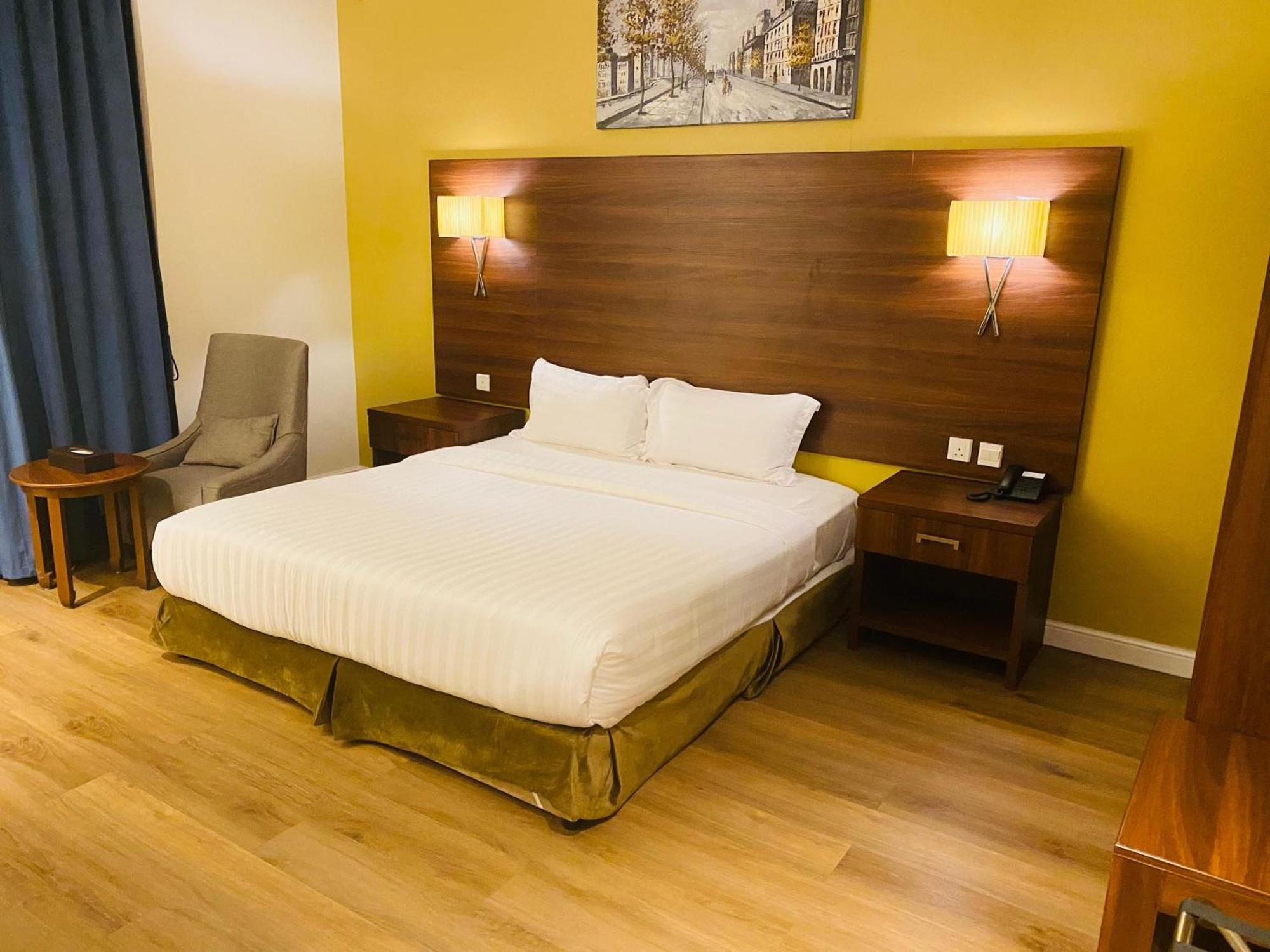 Al Nawras Hotel Jizan Esterno foto